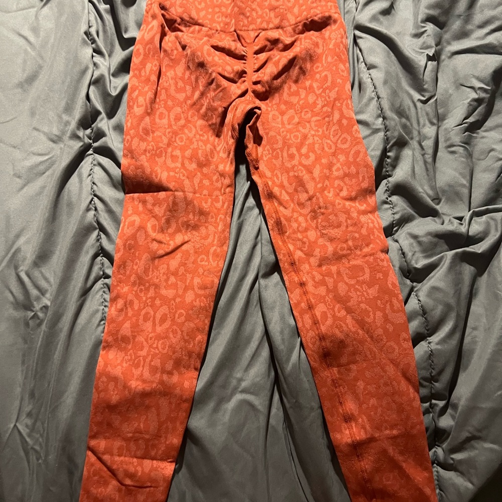 Scrunch butt leggings